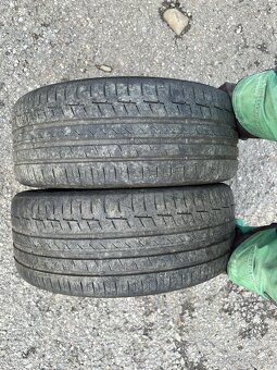 Pneu 225/50 R17 - 4