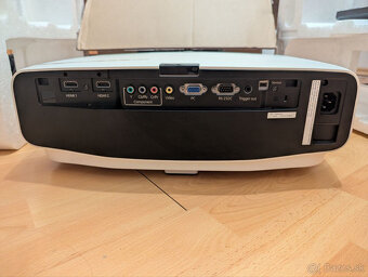Epson EH-TW9200W Full HD projektor + bezdrôtový prijímač - 4