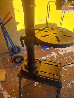 Stojanova vŕtačka 4 - 4