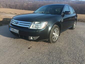 Ford Taurus SEL 3.5 V6 (2008) - 4