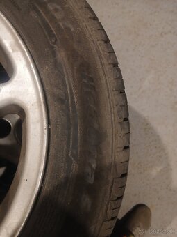 Elektróny Ford R14 - 4