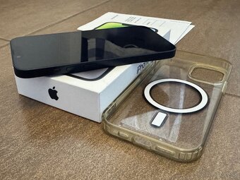 Apple iPhone 14 128GB Midnight - 4