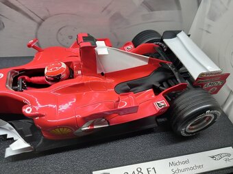 F1 FERRARI F248 2006 MICHAEL SCHUMACHER HOTWHEELS 1:18 - 4