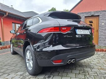 Jaguar F-pace 2.0d - 4