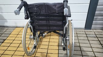 invalidny vozík 50cm pridavne brzdy pre asistenta odľahčeny - 4