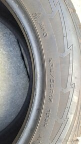 Predám zimné GOODYEAR 235 55 r18 - 4