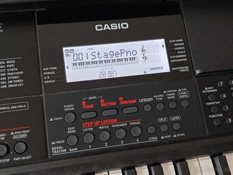 Casio CT-X700 - 4