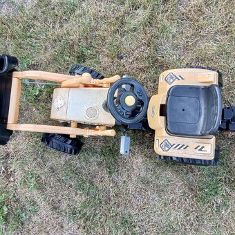 Šľapací traktor s radlicou a vlečkou - 4
