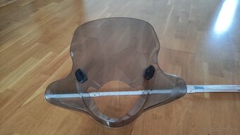 Predám univerzálny veterný štít na skúter. - 4