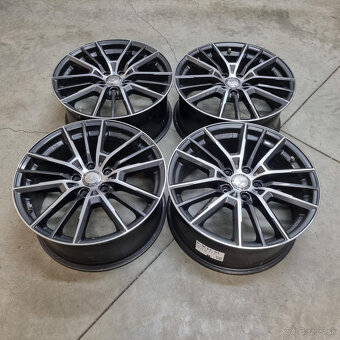 Disky Aez 5x112 R18 8J ET43 - 4
