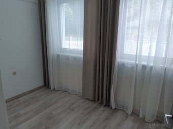 Prenájom kancelárie v centre mesta Nové Mesto nad Váhom - 4