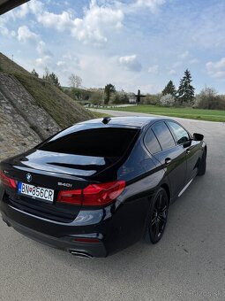 BMW 540i xDrive M Sport - G30 - 4