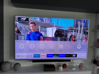 Samsung UE75MU8002T - 4