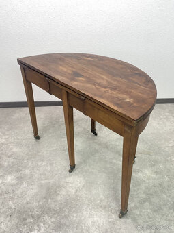 zaujímavé výklopné masívne okrúhle stoly - 4