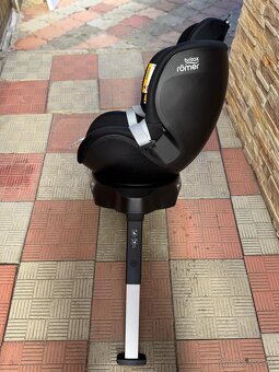 Britax Römer Dualfix Plus - 4