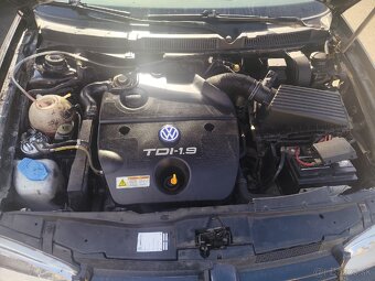 Rozpredám golf 4 - 4