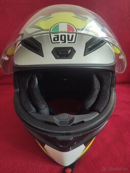 Prilba na motorku agv - 4