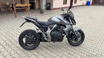 Honda CB1000R - 4