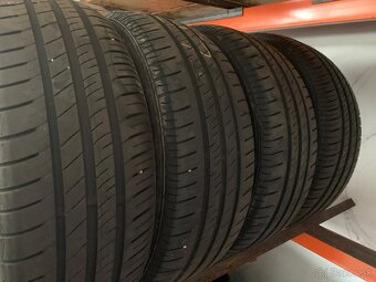 205/55R16 - 4
