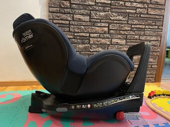 Britax Romer DualFix iSize - 4