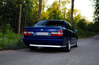 BMW E34 540i V8 Manual - 4