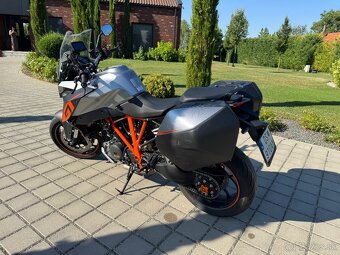 KTM Superduke 1290 GT - 4