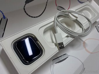 Apple Watch Series 4 44mm GPS + Cellular, +remienky - 4