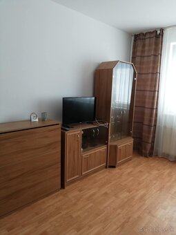 Prenájom velký 1 izb byt s balkonom Trnava Na Hlinách - 4