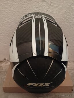 spickova zavodna MX prilba FOX V4 flight carbon velkost S - 4