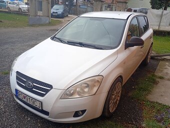 Kia Ceed 1.6 crdi - 4