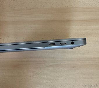 MacBook Pro 16" 2019 - 4