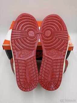 Jordan 1 Retro Chicago - 4