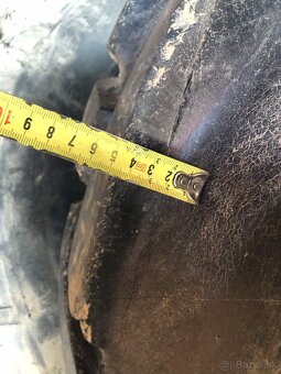 Predám traktorové pneumatiky 16,9/14-30 - 4