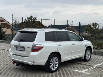 Toyota Highlander 3.3 V6 Hybrid Limited 270k AWD 2008 - 4