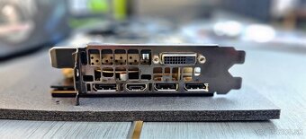 EVGA GeForce GTX 1070Ti 8GB GDDR5 - 4
