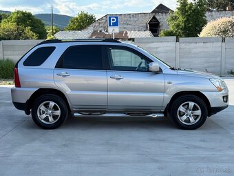 Kia Sportage 2.0 CRDi VGT 4WD LX Slovakia - 4