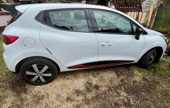 Renault clio 1.2 - 4