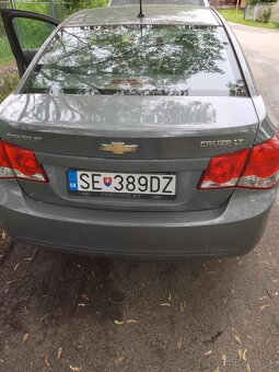 Predám Chevrolet cruze 2010 - 4