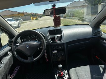 Peugeot 207 - 4