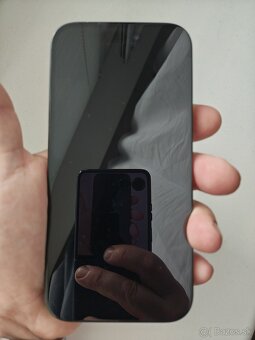 Iphone 15 - 4