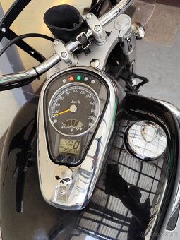Suzuki VL800 Intruder 2012 - 4