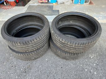 Kumho Ecsta PS71 235/35R19 Letné Pneu - 4