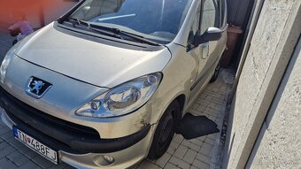 Peugeot 1007 1.4 benzin - 4