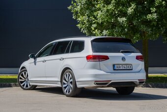 Volkswagen Passat 2.0 TDI R-line /AJ NA SPLÁTKY/ - 4