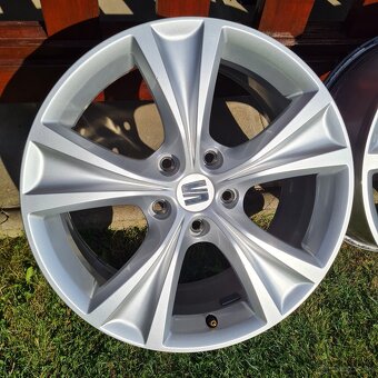 ALU disky Seat R17 5x112 - 4