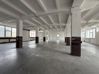 Prenájom výrobných a administratívnych priestorov 1800m² - 4