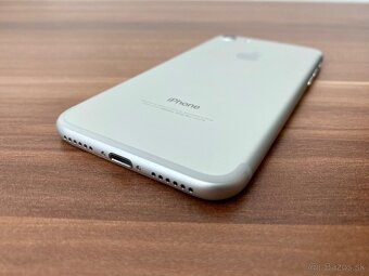 iPhone 7 32GB - 4
