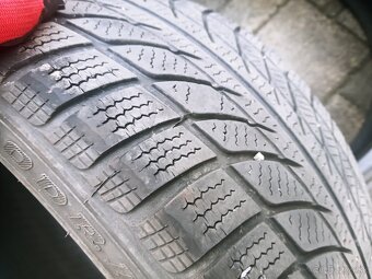 Zimné pneu 225/40 R18 - 4