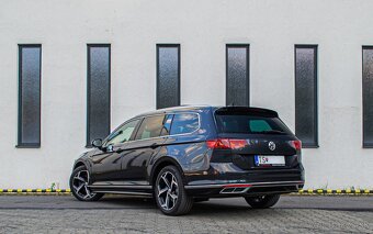 Volkswagen Passat B8.5 Variant 2.0TDI EVO DSG 110kW automat - 4