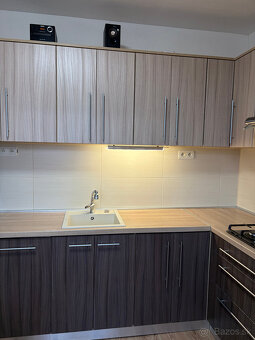 Kuchynská linka - 4